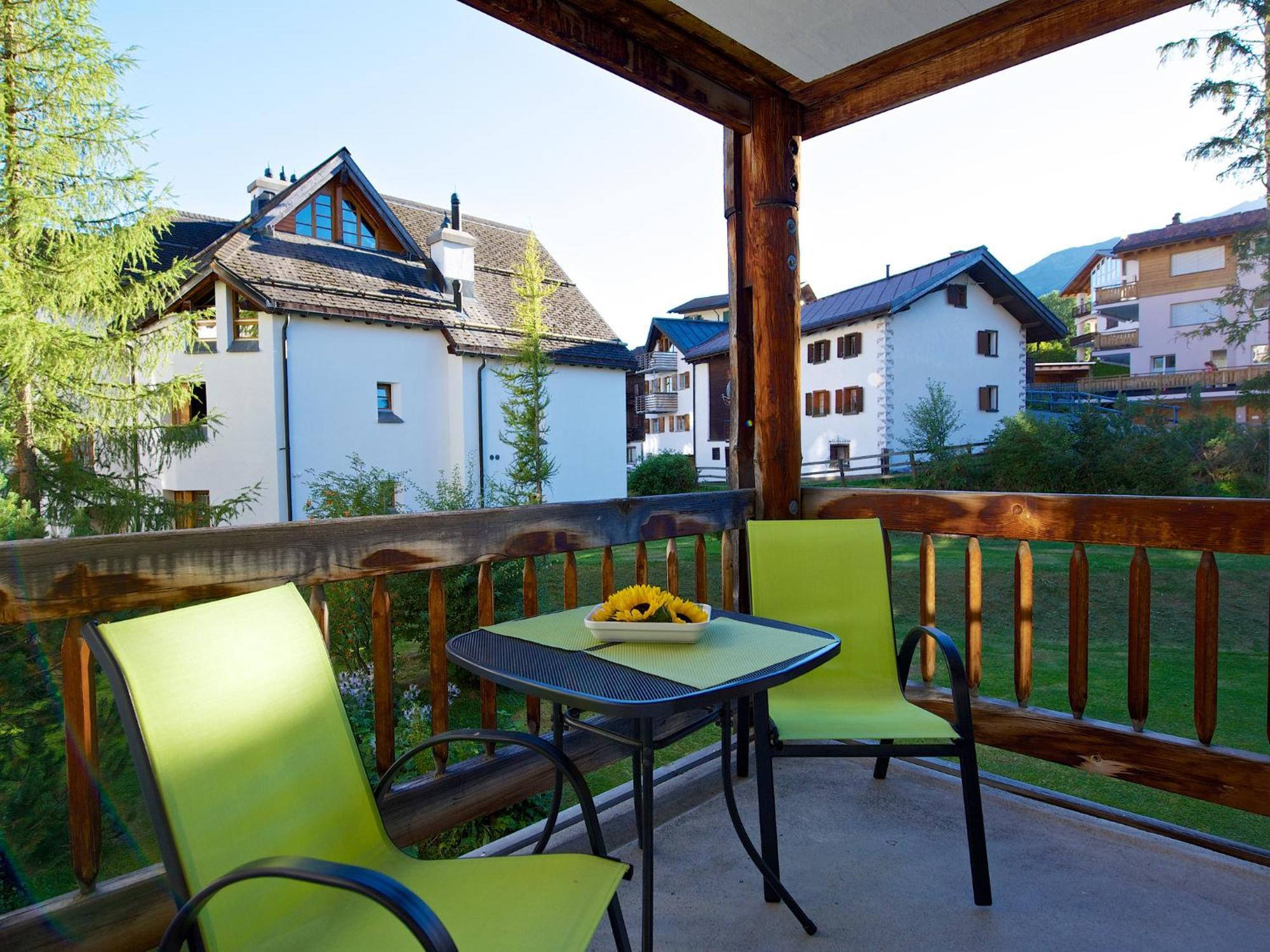 Schweizerhof Ferienwohnungen Lenzerheide 4 Екстер'єр фото